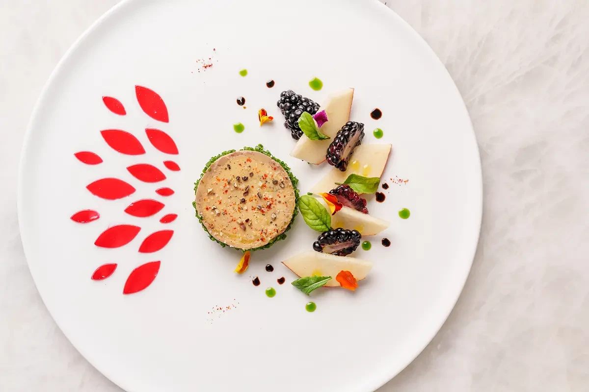 Pear and figs plates up